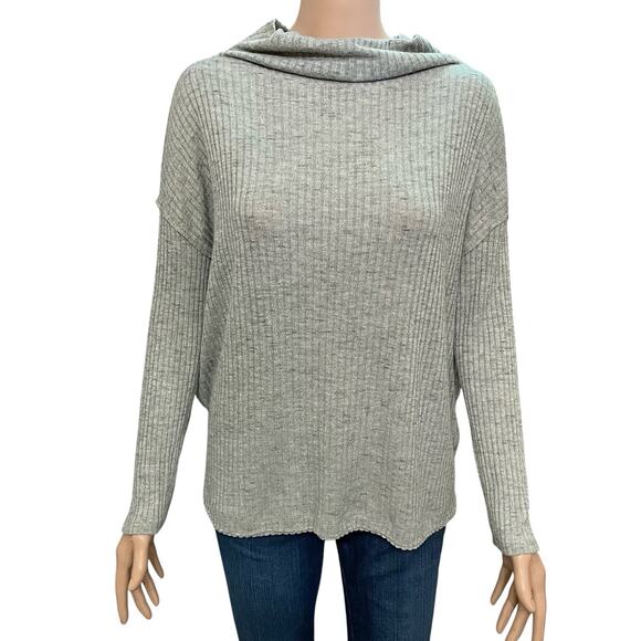 ASTR Cutout Back Sweater Medium Thin Ribbed Knit Long Sleeve Cowl Neck Casual - Picture 1 of 9